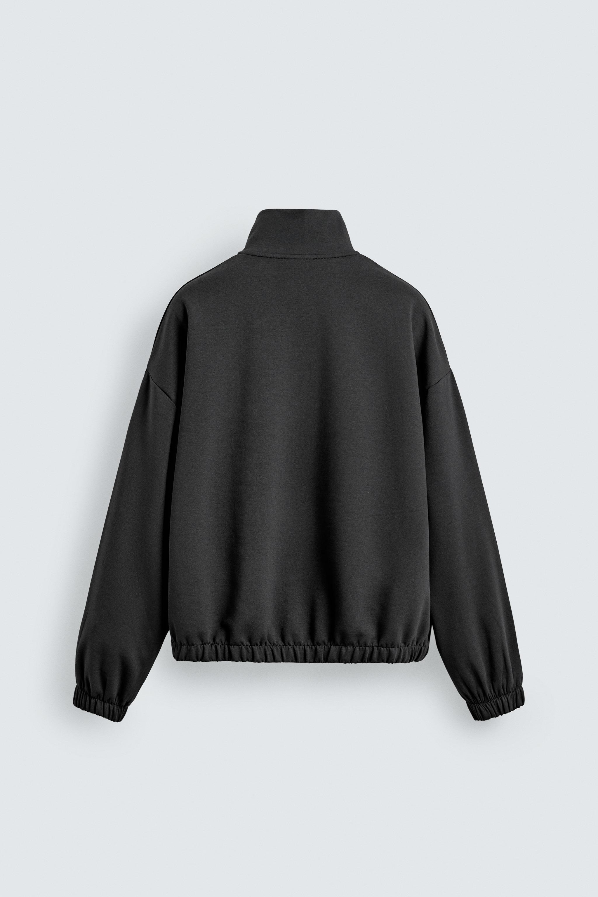 PRINTED SHIELD SWEATSHIRT